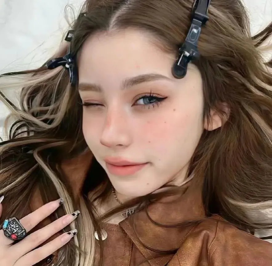 黑拳海报